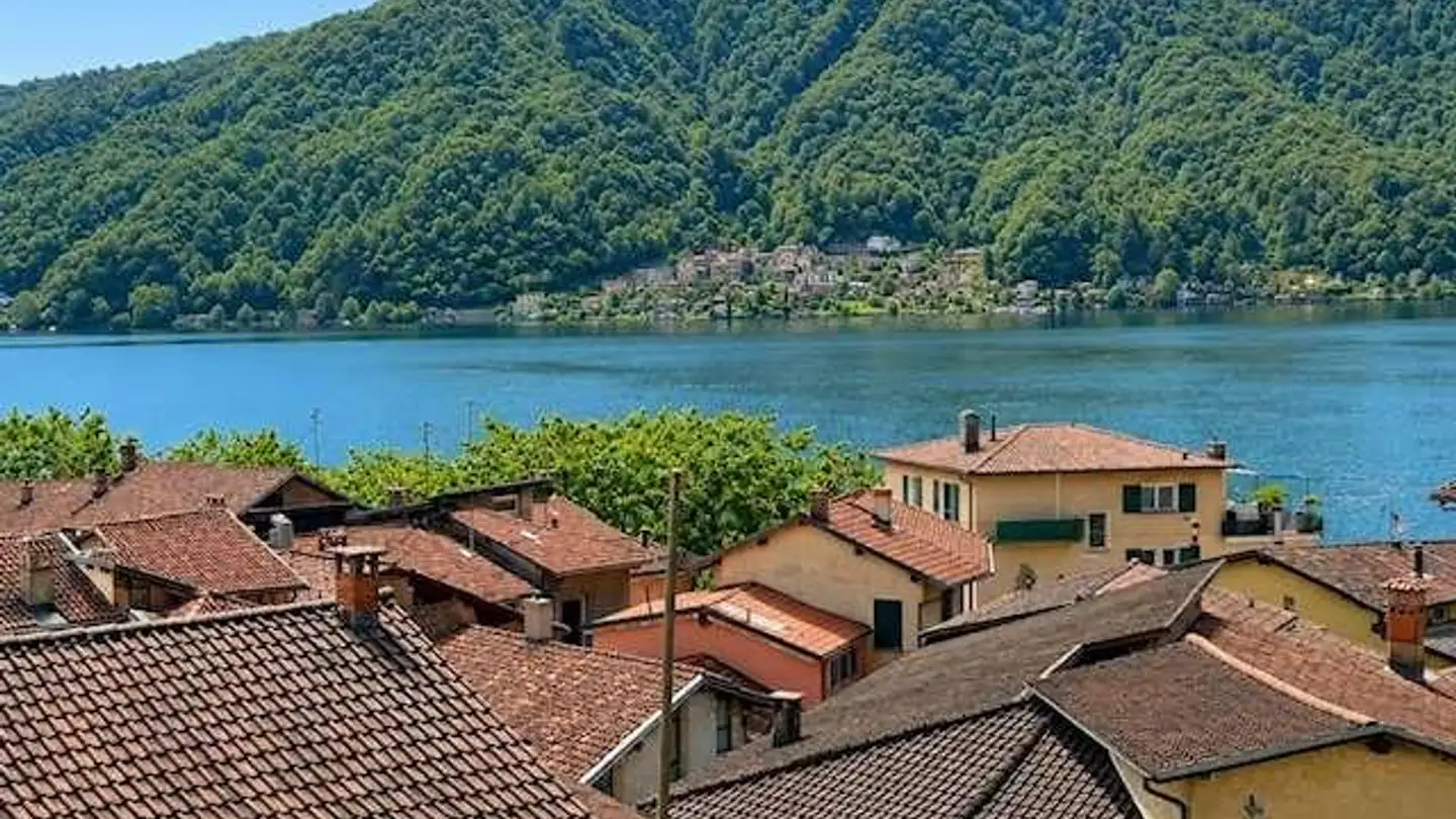 Constructible plot for sale - 6987 Caslano