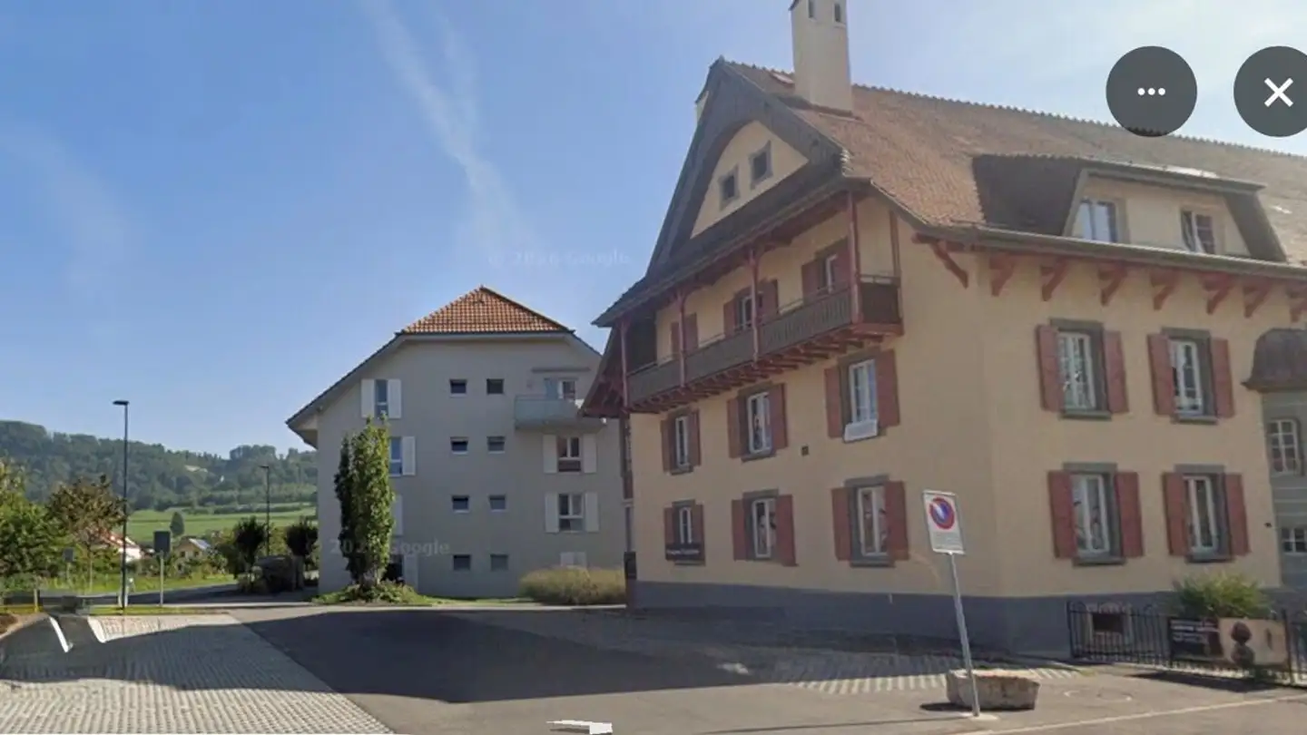 Outdoor parking space for rent - 1462 Yvonand