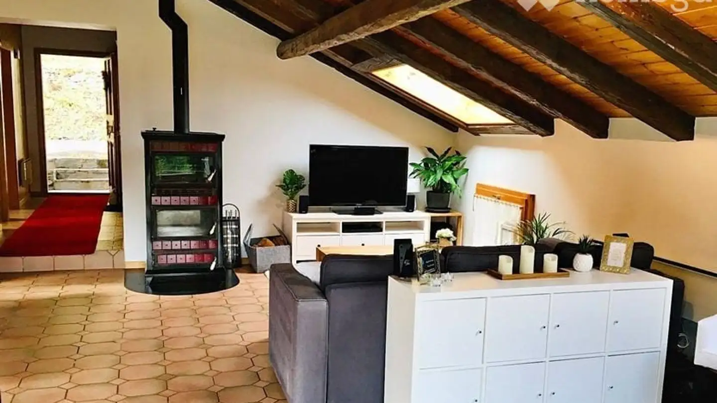 Apartment for rent - Route Du Sommet Des Vignes, 1928 Ravoire - Photo 2