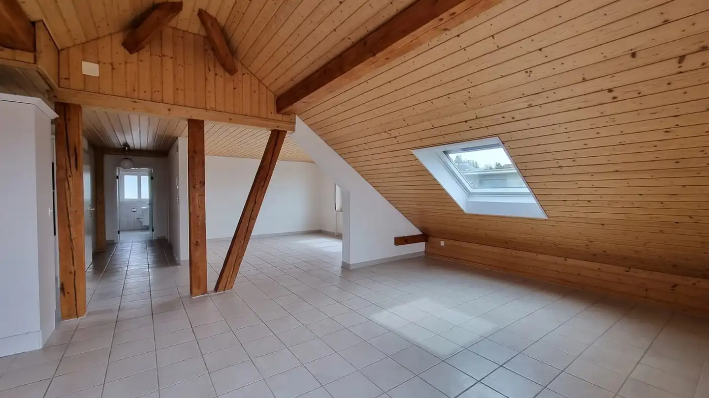 Dachgeschosswohnung mieten - Rotfluhstrasse 31, 8702 Zollikon - Foto 4