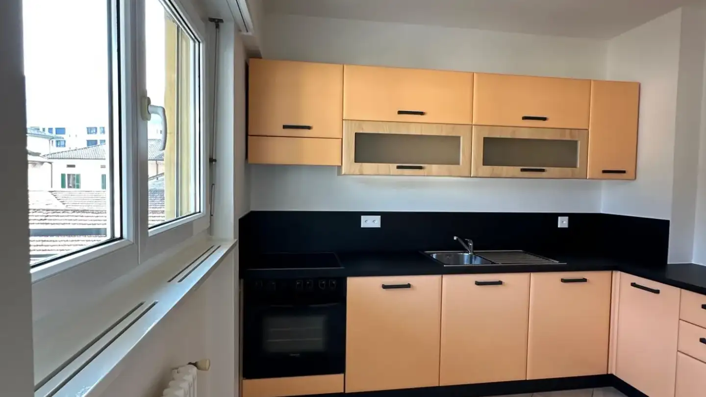Wohnung mieten - Via Simone Cantoni 5, 6830 Chiasso - Foto 2