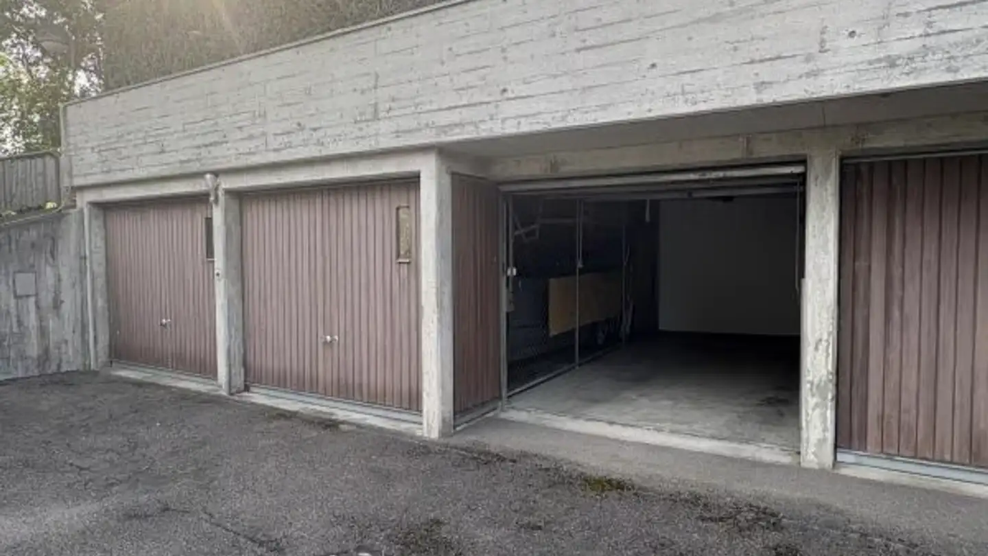Parkplatz im Freien mieten - Tiefengrabenstrasse 30, 4102 Binningen - Foto 2