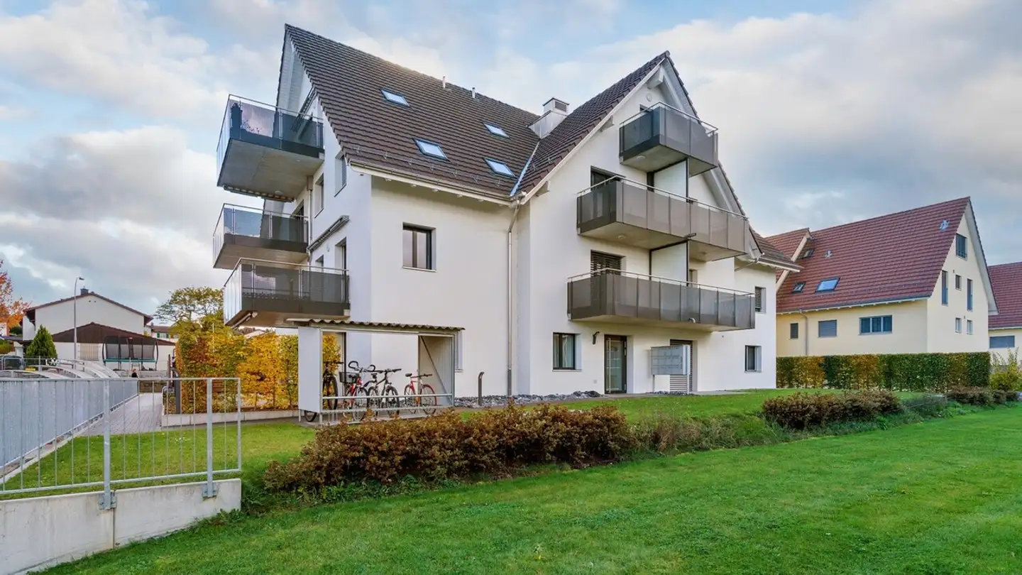 Garage individuel à louer - Breitestrasse 3, 8545 Rickenbach Sulz