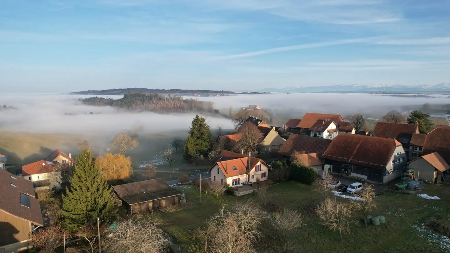 Höhlenhaus kaufen - Route D'estavayer, 1537 Champtauroz