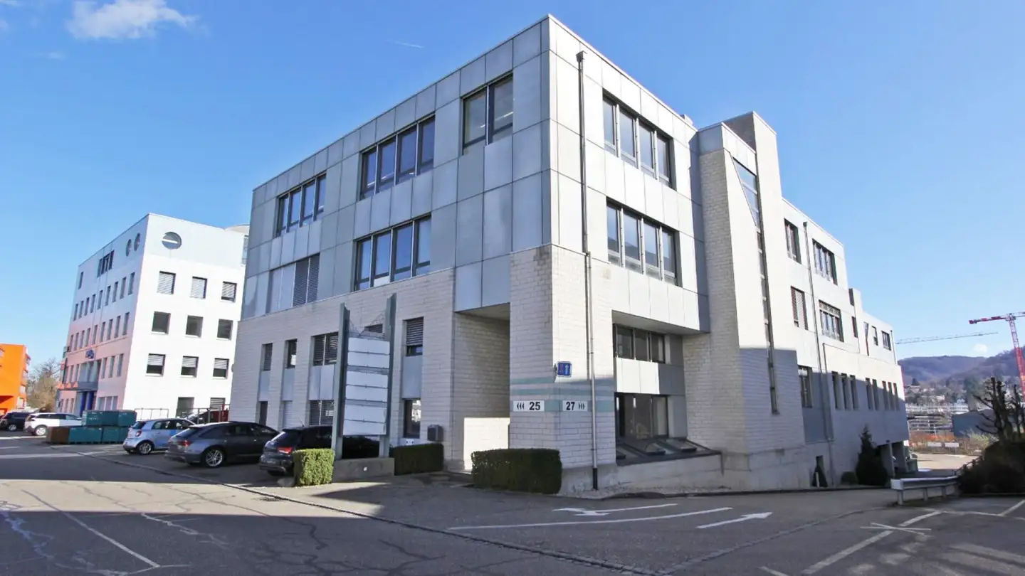 Office space for rent - Christoph Merian-Ring 25, 4153 Reinach BL