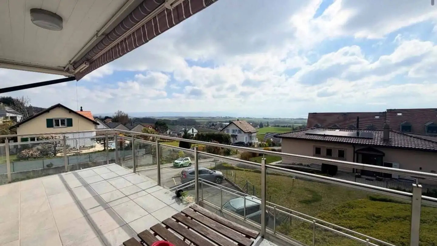 Apartment for rent - 1169 Yens