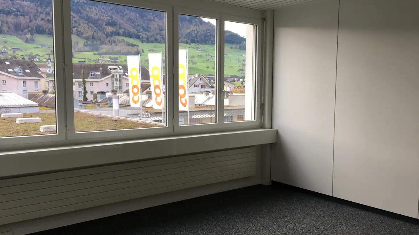 Bureau à louer - Nähseydi 4, 6374 Buochs - Photo 3