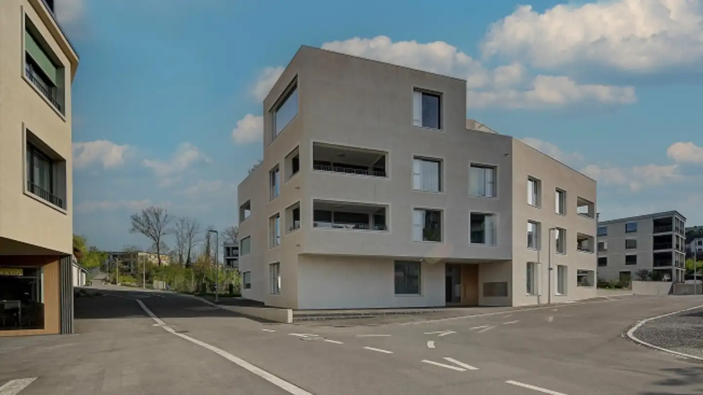 Place de parking couverte à louer - Oberdorfstrasse 3, 5608 Stetten AG