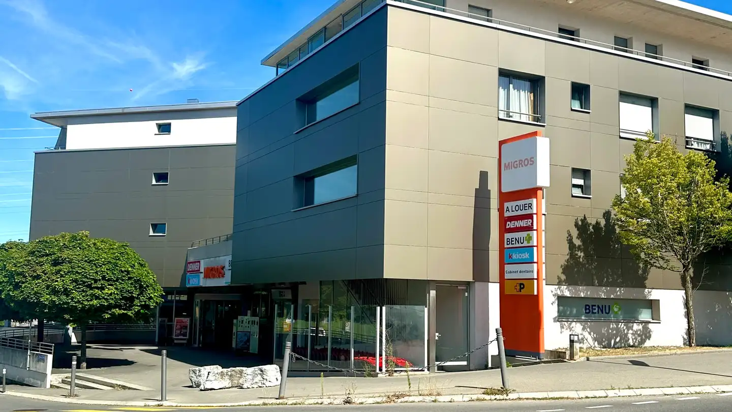Place de parking extérieure à louer - Route De Bottens 1a, 1053 Cugy VD