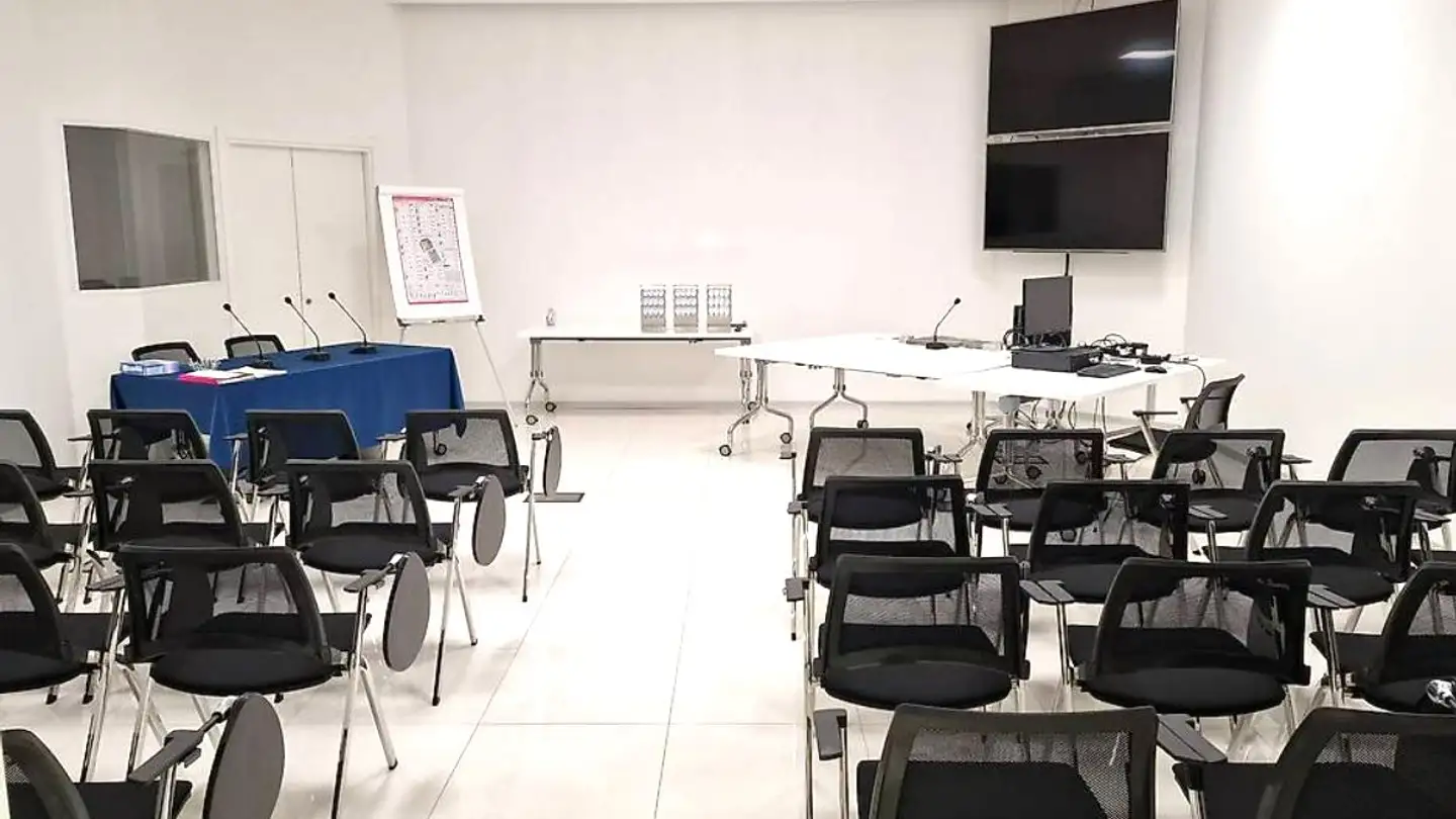 Mischgenutztes Gebäude kaufen - 6850 Mendrisio