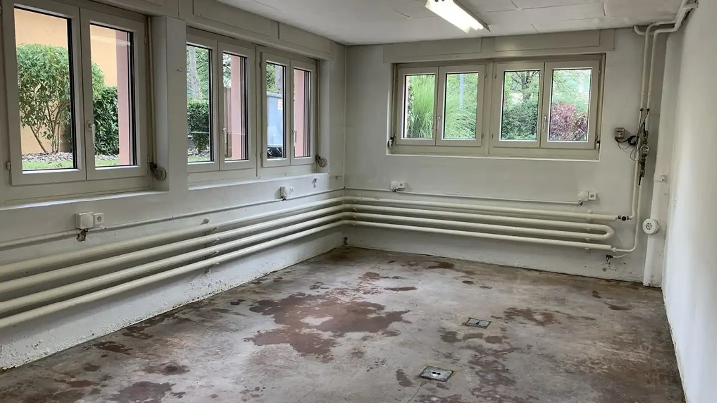 Commercial à louer - Rue De Boujean / Bözingenstrasse 26, 2502 Biel/Bienne - Photo 3