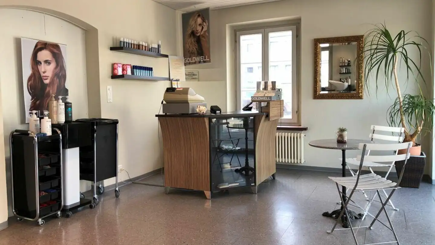 Gewerbe mieten - Bahnhofstrasse 4, 6037 Root - Foto 2