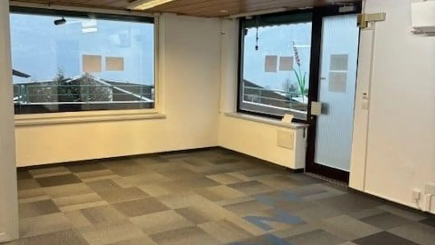 Office space for rent - Ischenstrasse 27, 6376 Emmetten