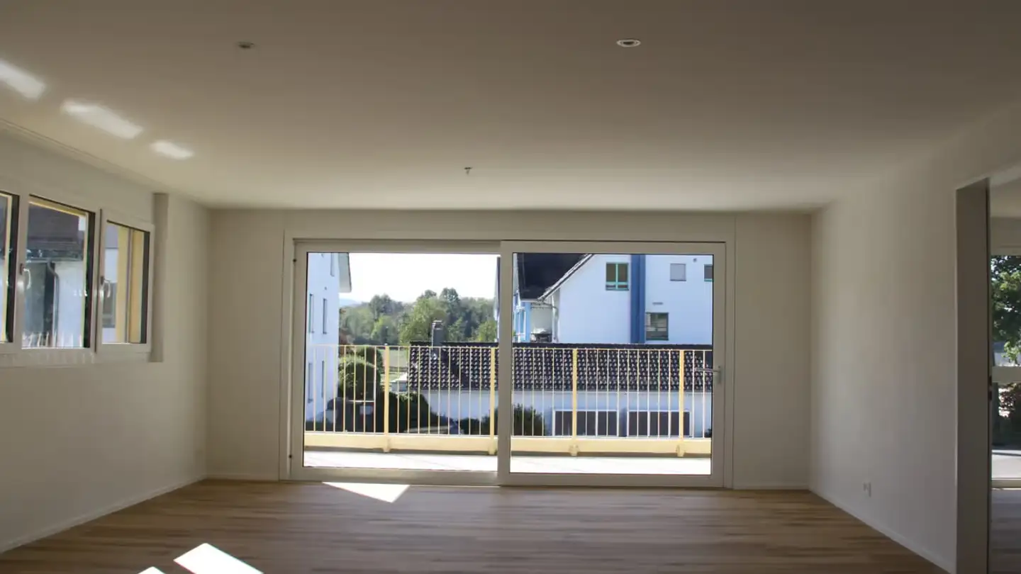 Appartement à louer - Rheinsfelderstrasse 14, 8192 Zweidlen