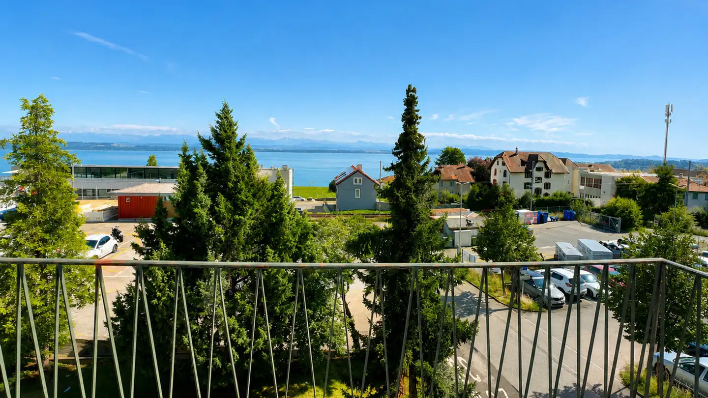 Apartment for sale - 2035 Corcelles NE - Photo 2