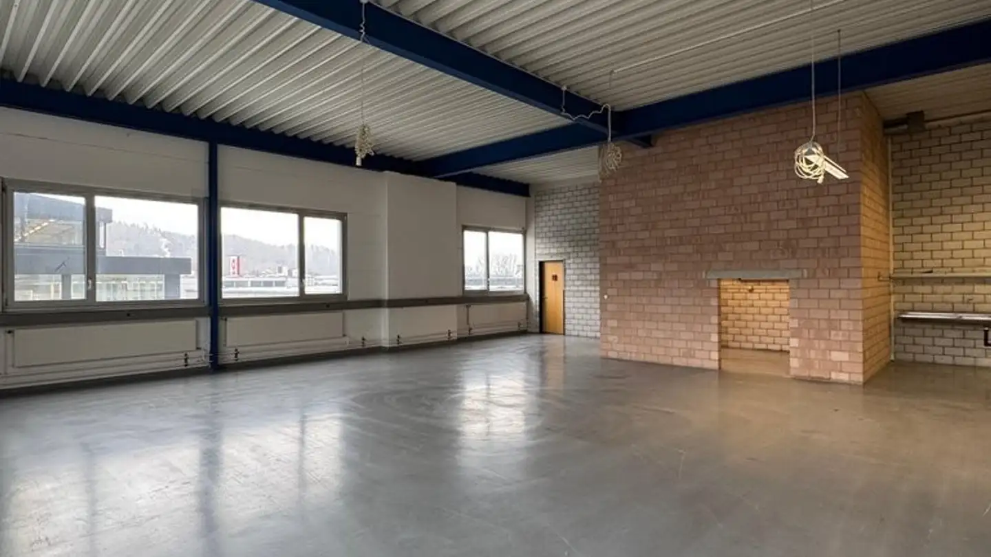 Gewerbe mieten - Rue De Longeau / Lengnaustrasse 10, 2504 Biel/Bienne - Foto 2