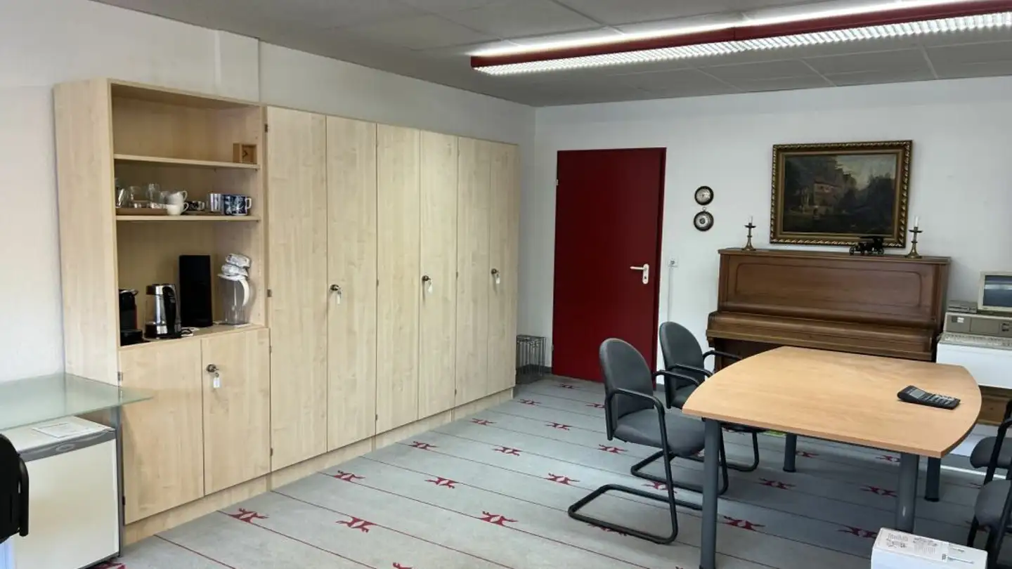 Office space for rent - Neuhofstrasse, 8630 Rüti ZH - Photo 3