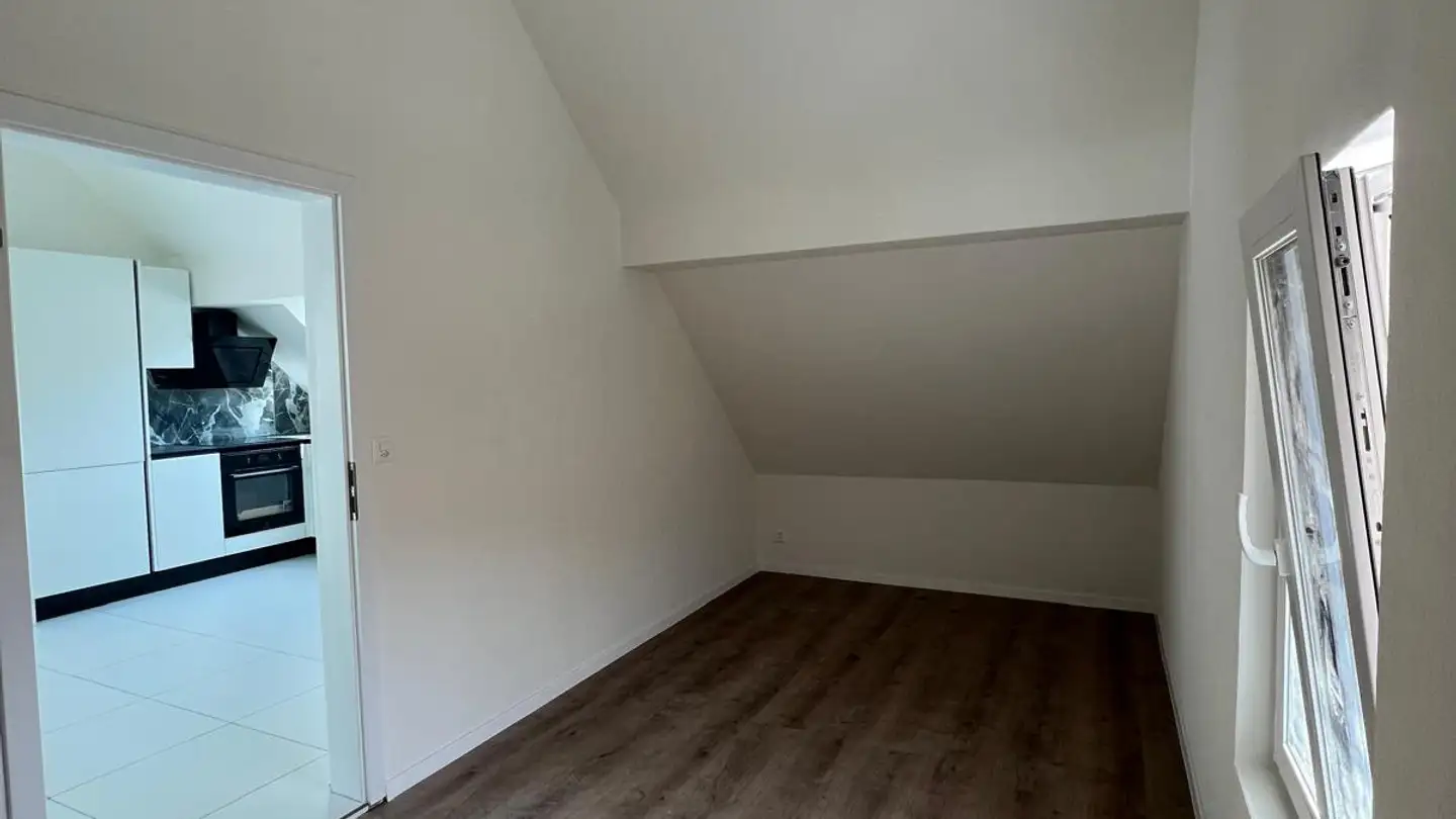 Attique à louer - Rue Principale 25, 2535 Frinvillier - Photo 4