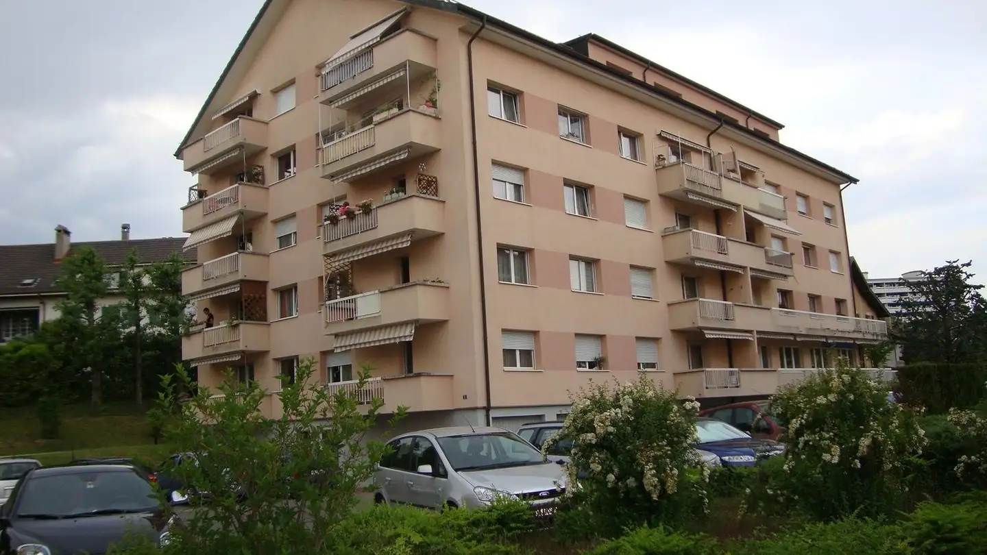Parkplatz im Freien mieten - Chemin De Bellevue 1, 1110 Morges