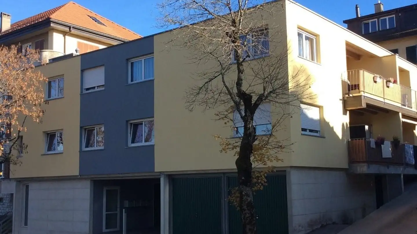 Indoor parking space for rent - Rue Des Crêtets 23, 2300 La Chaux-de-Fonds