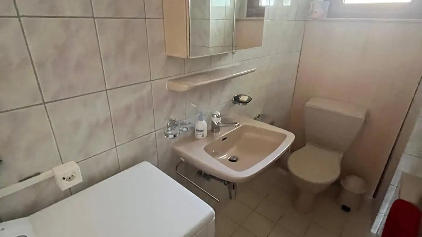 Appartement à louer - Ruelle Des Versannes 15, 1913 Saillon - Photo 4