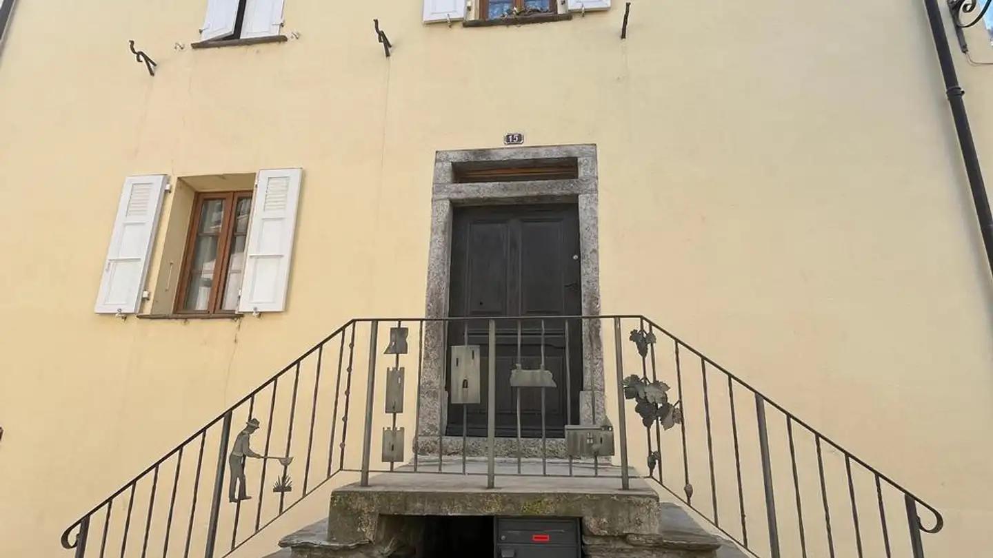 Appartement à louer - Ruelle Des Versannes 15, 1913 Saillon - Photo 2
