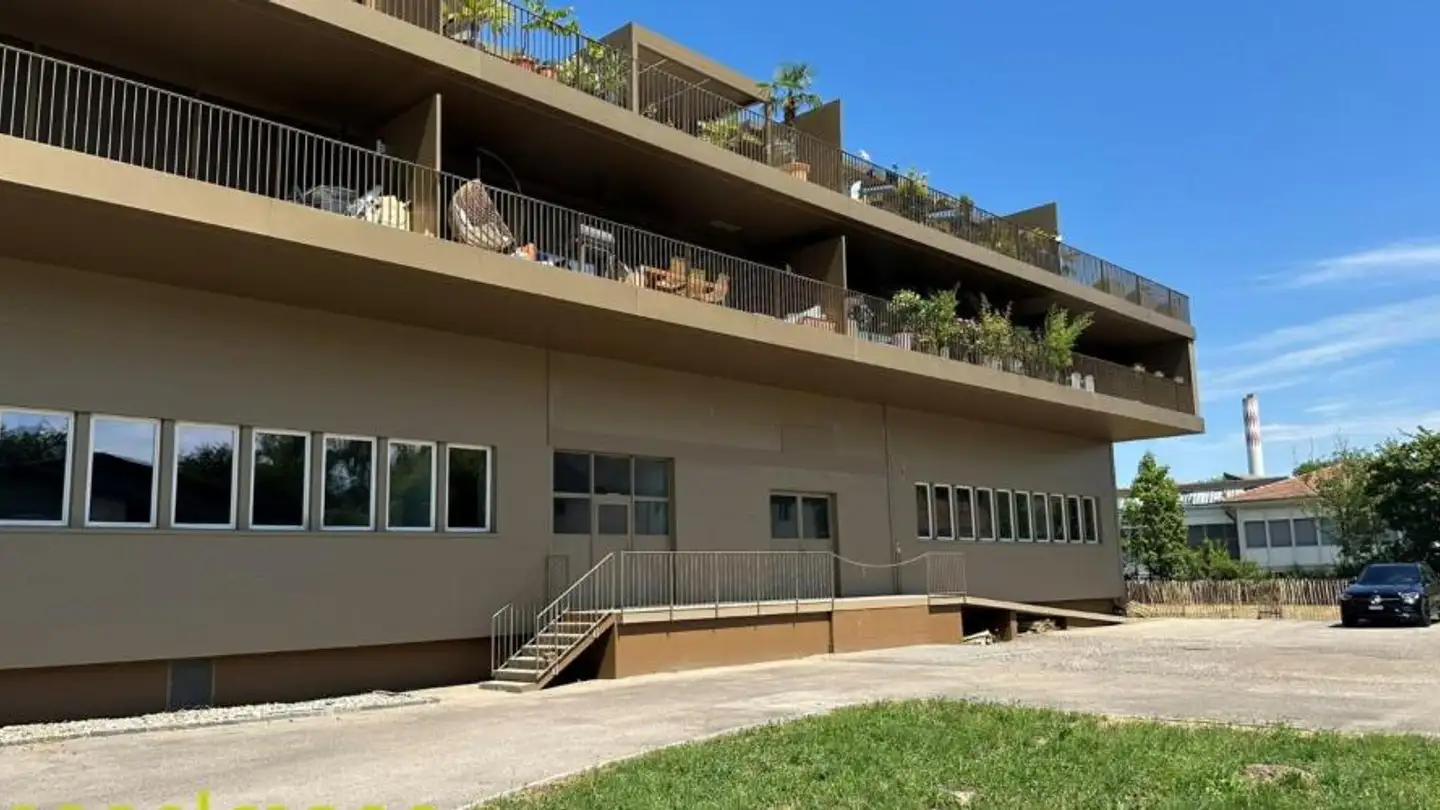 Commercial à louer - Ringstrasse 3, 2560 Nidau