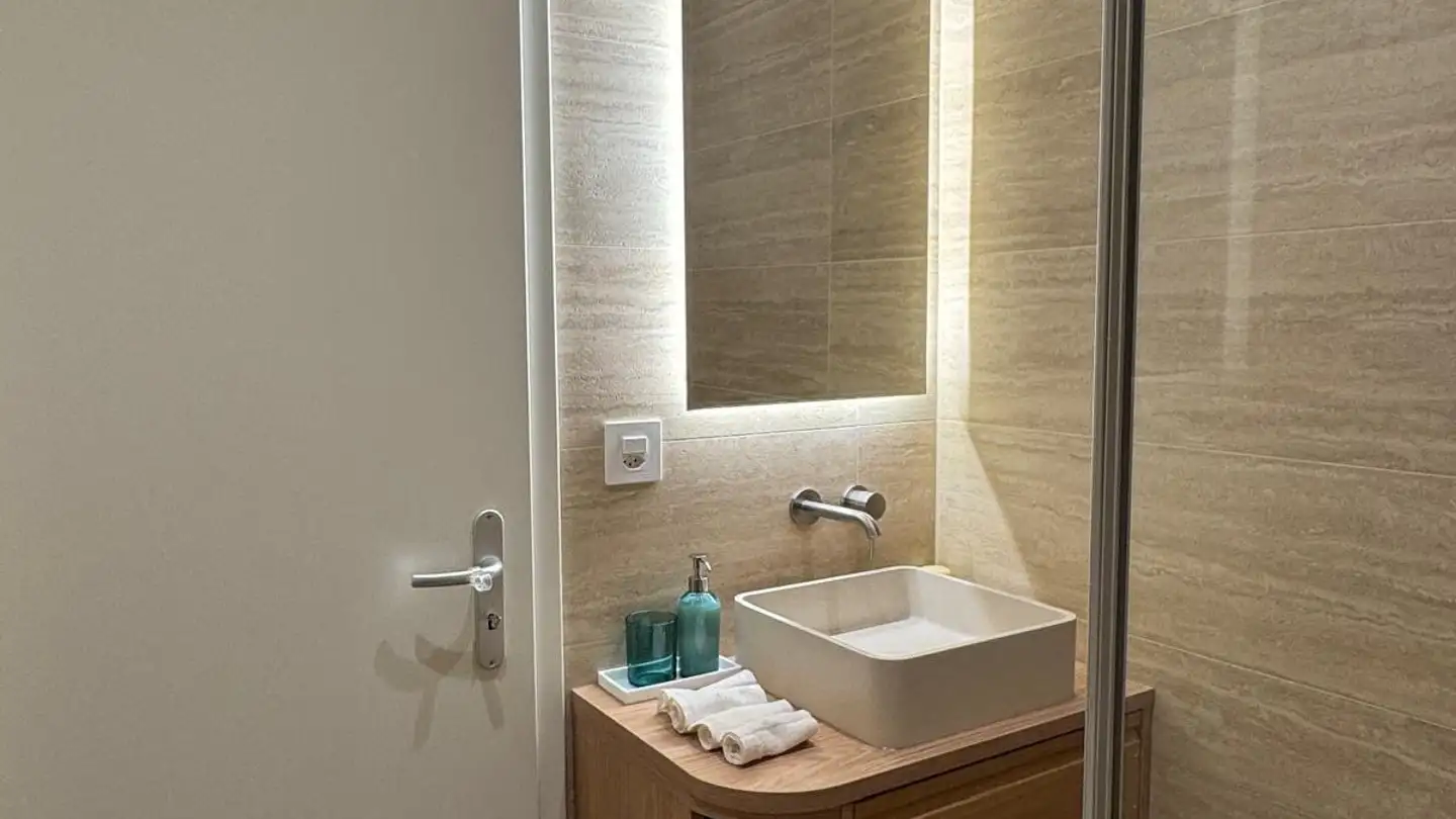 Apartment for rent - Rue Du Coq-D'inde, 2000 Neuchâtel - Photo 4