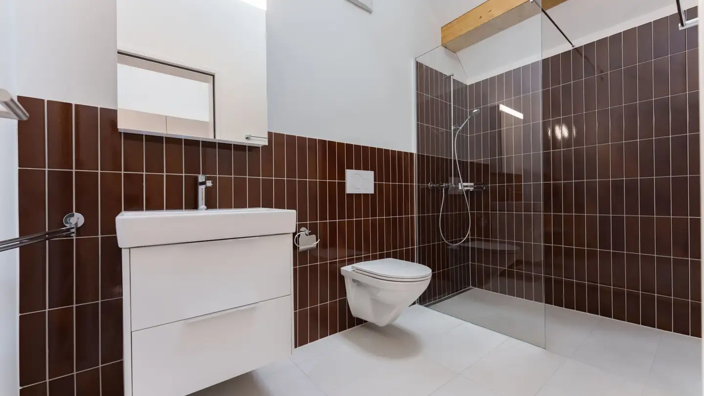Apartment for rent - Bankstrasse, 8750 Glarus - Photo 2