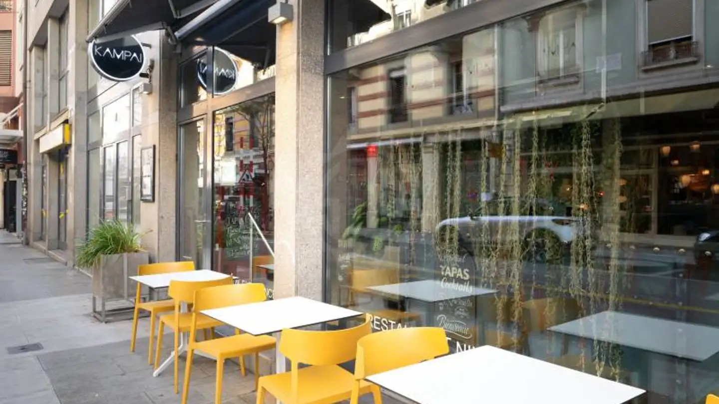 Arcade à louer - Rue De-Monthoux 25, 1201 Genève - Photo 2