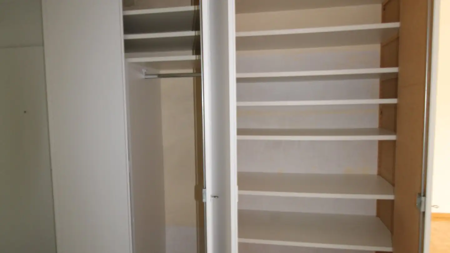 Wohnung mieten - Jungfraustrasse 1a, 2543 Lengnau BE - Foto 2