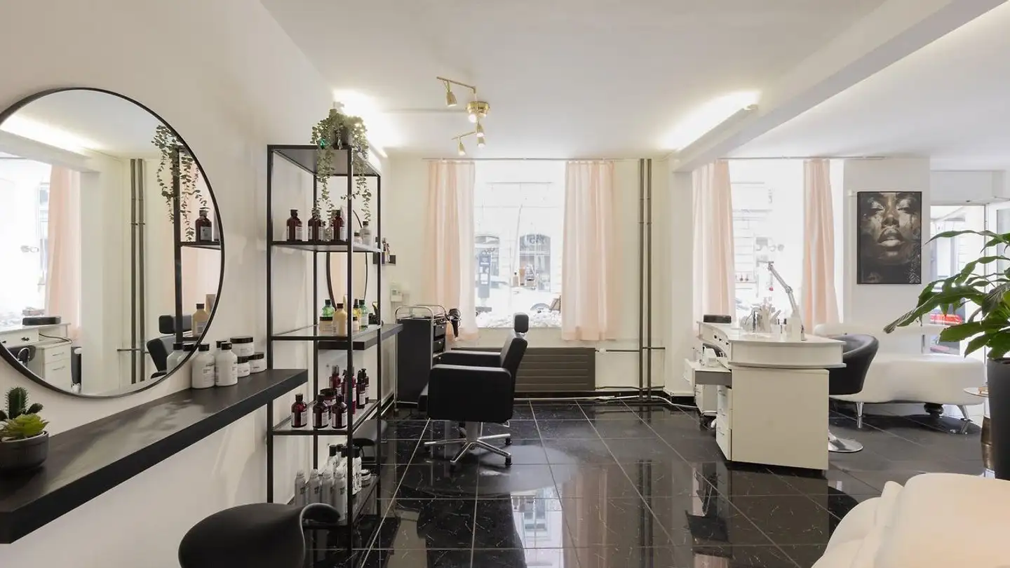 Coiffeur à louer - Häringstrasse 13, 8001 Zürich - Photo 2
