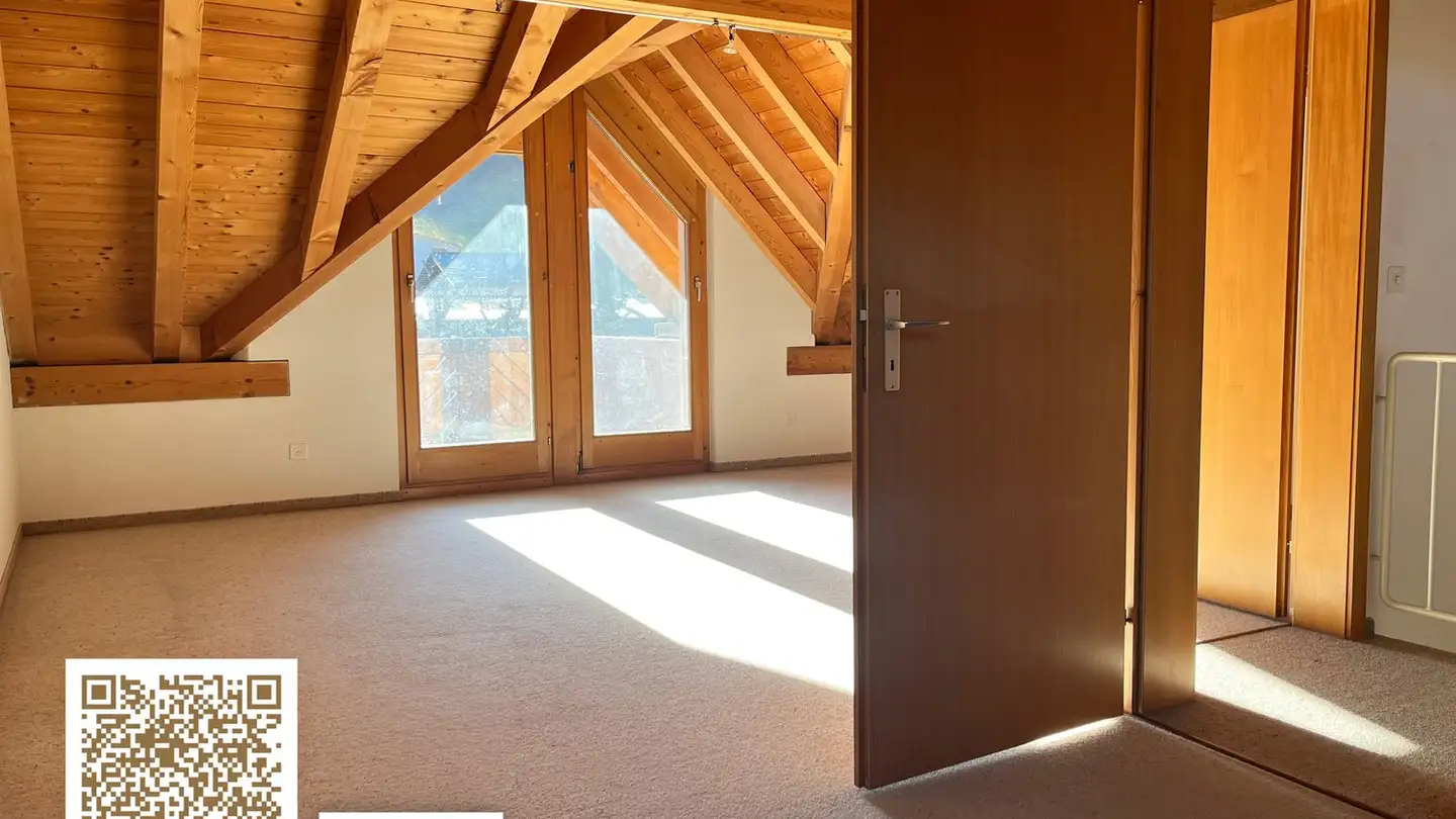 Row house for sale - Valserstrasse 18, 7130 Ilanz