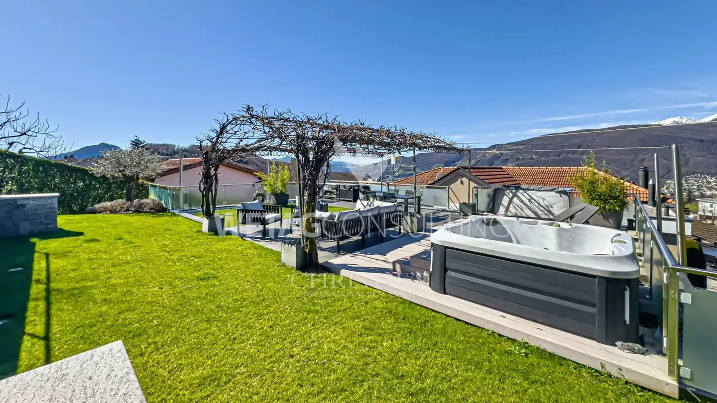 Villa for sale - 6949 Comano - Photo 2
