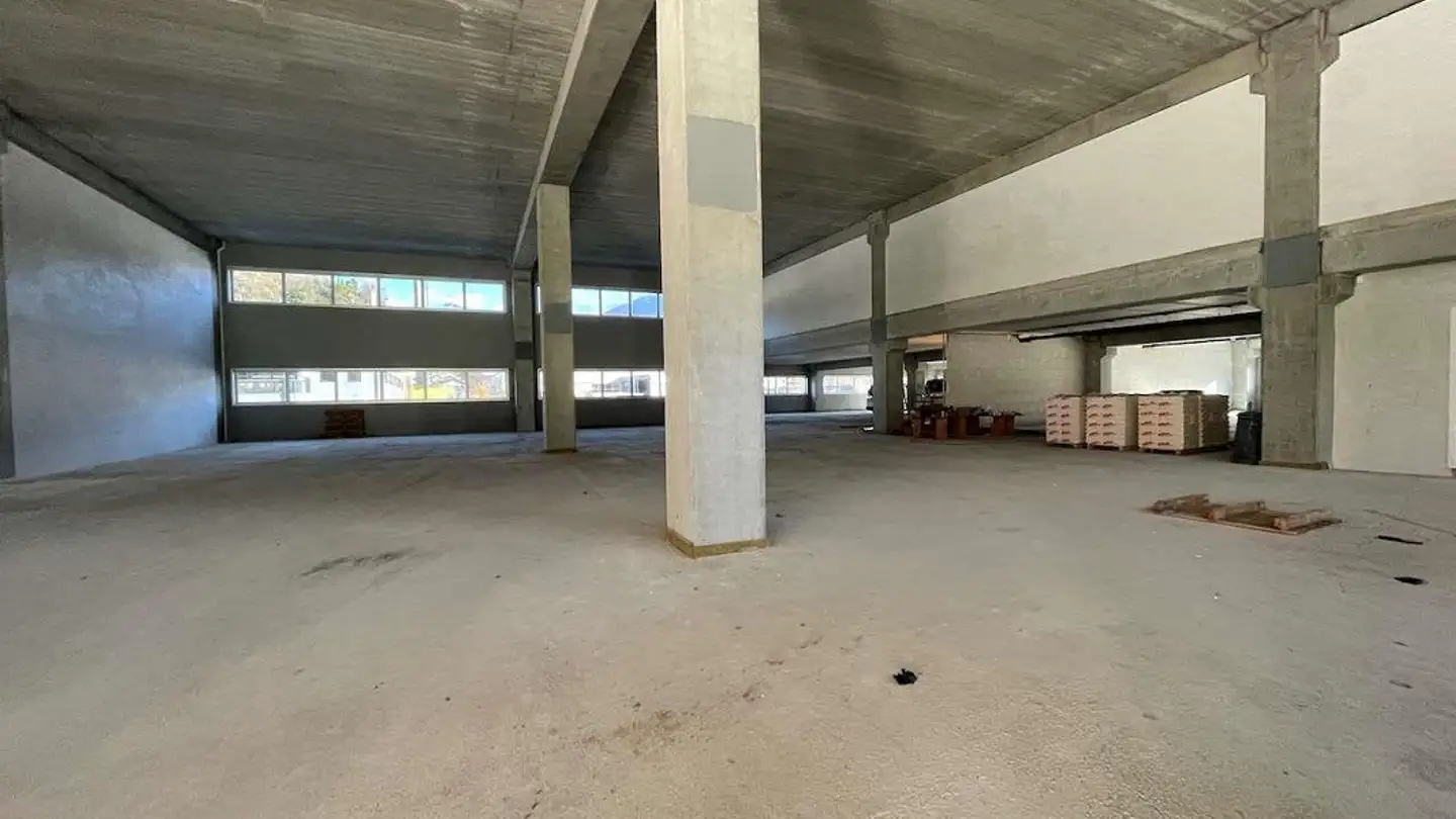 Storage space for rent - Via Cantonale 2, 6930 Bedano - Photo 2