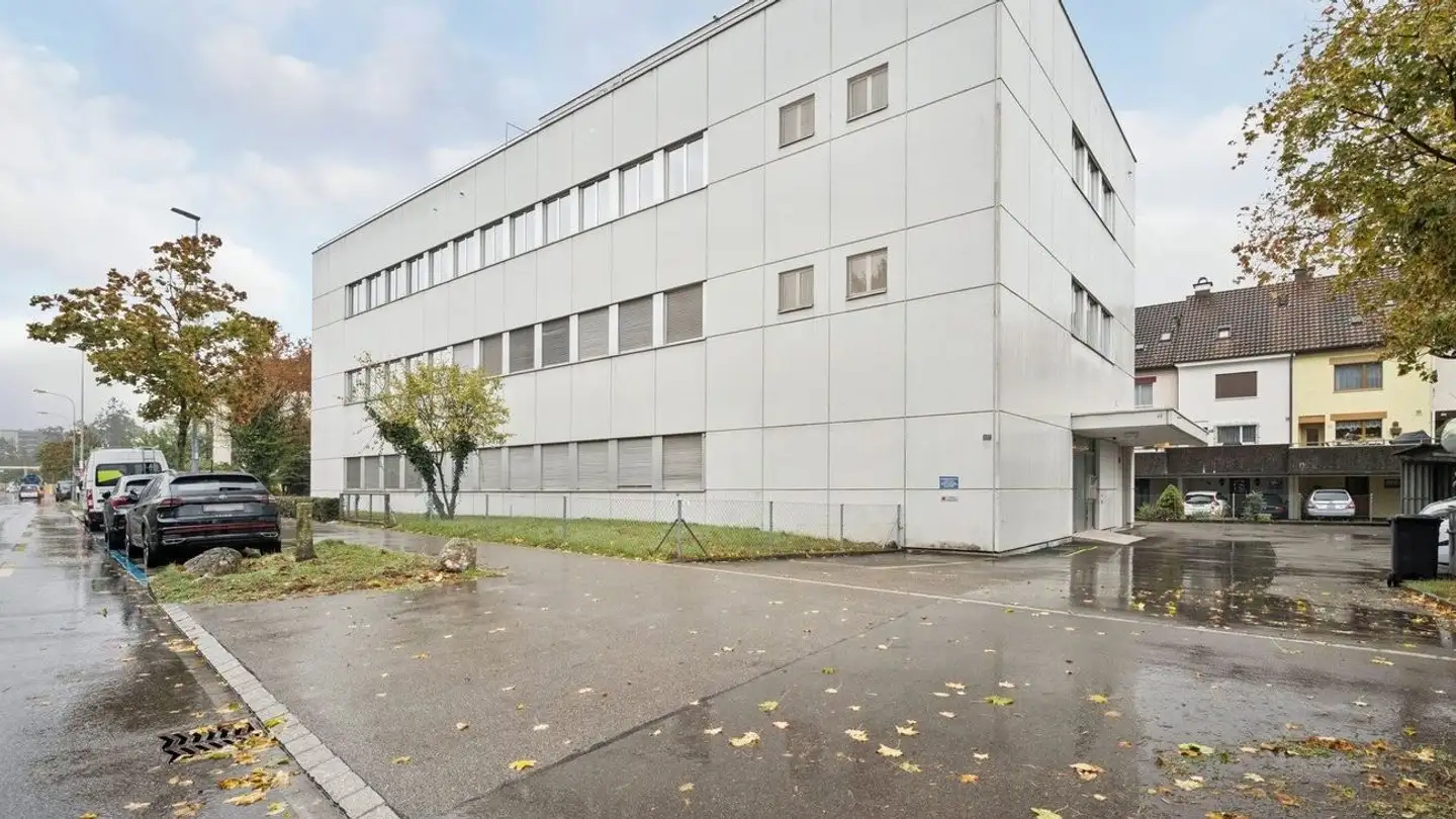 Office space for rent - Schöneggstrasse 38, 8953 Dietikon