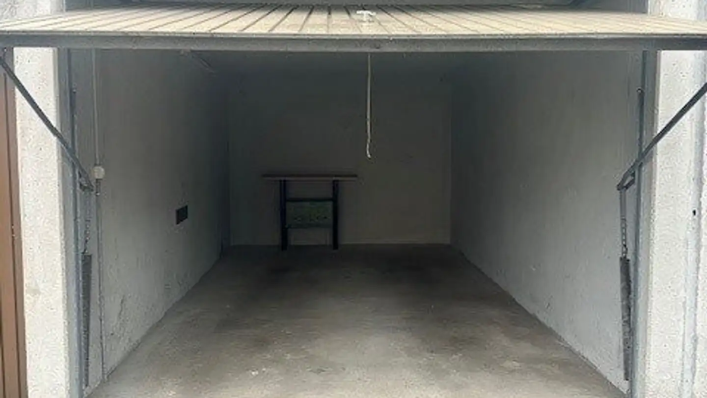 Outdoor parking space for rent - 9500 Wil SG - Photo 2
