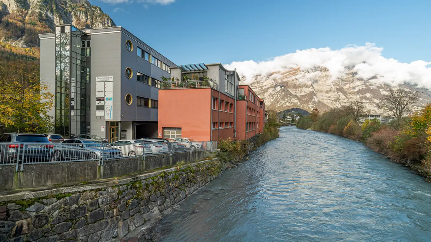 Spazio ufficio in affitto - Holenstein 21, 8750 Glarus - Photo 4