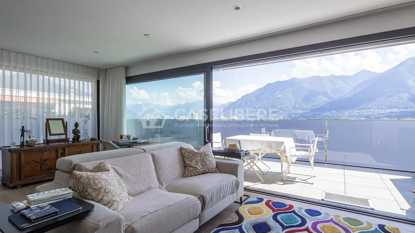 Apartment for rent - 6600 Locarno - Photo 2