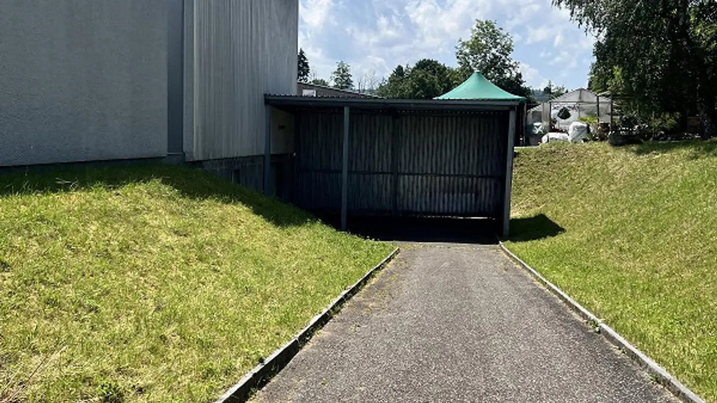 Place de parking souterraine à louer - Moosstrasse 13, 9030 Abtwil SG - Photo 3