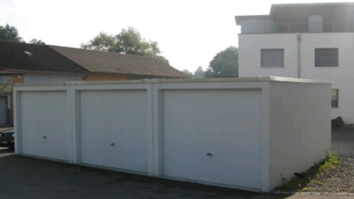 Garage individuel à louer - Sennwalderstrasse 34, 9465 Salez
