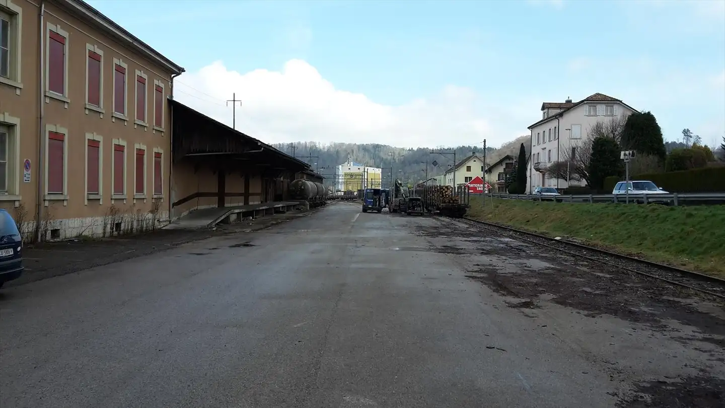 Commercial à louer - Place De La Gare 6, 2900 Porrentruy - Photo 2