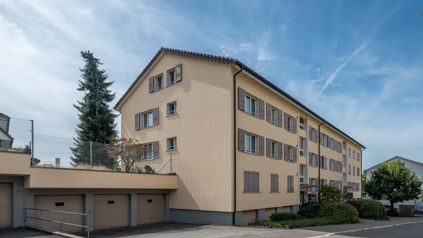 Single garage for rent - Alte Bernstrasse, 3075 Rüfenacht BE