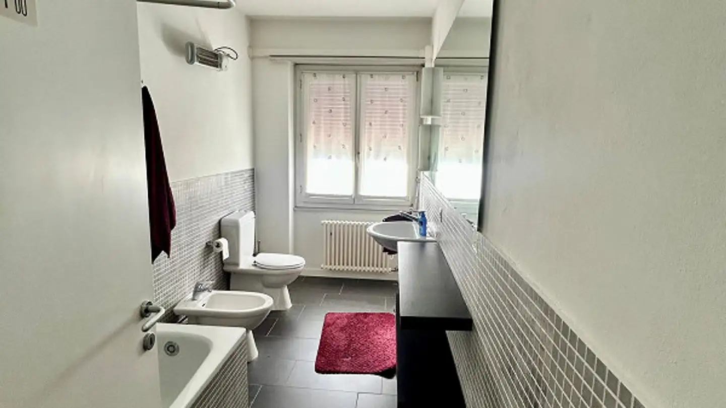 Appartement à louer - Largo Bernasconi 9, 6874 Castel San Pietro - Photo 4