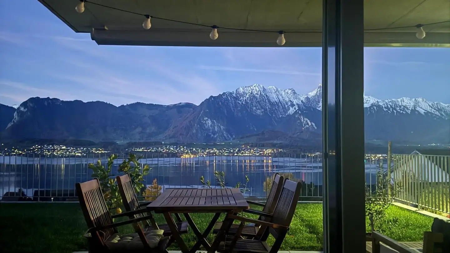 Appartement à louer - Haberzelgweg 16, 3652 Hilterfingen