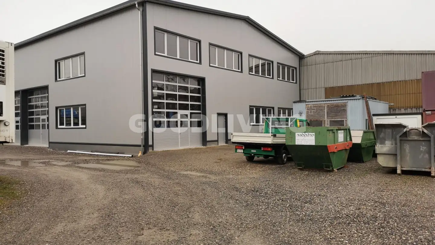 Immeuble industriel à louer - Wiesenstrasse 31, 5734 Reinach AG