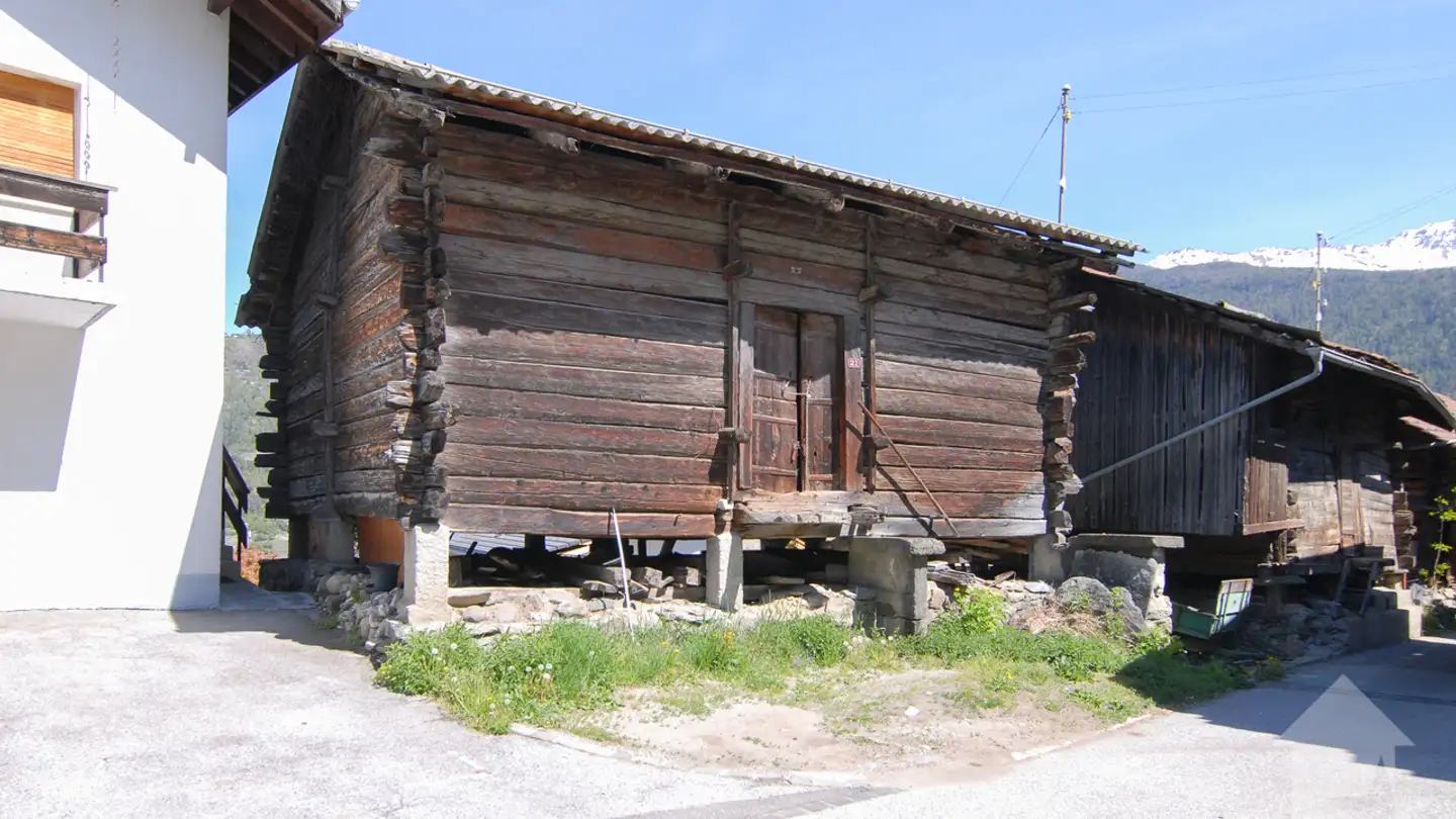 Storage space for sale - 1981 Vex