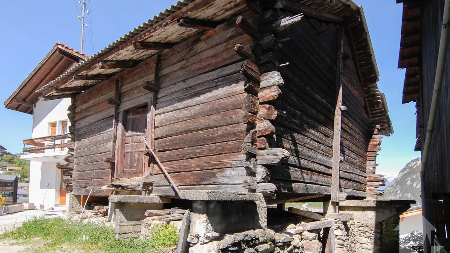 Storage space for sale - 1981 Vex - Photo 3