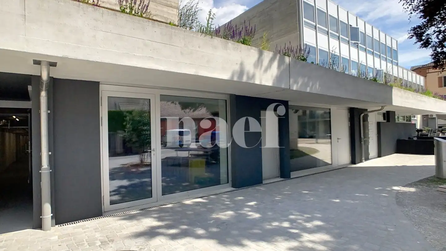 Shop for rent - Rue Plantour 3, 1860 Aigle