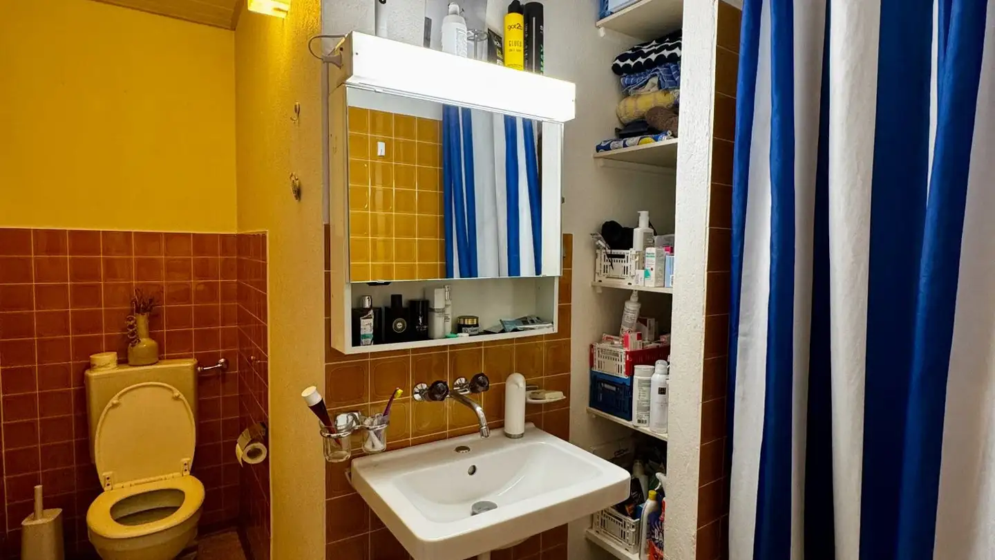 Wohnung mieten - Rue Adam-Friedrich-Molz / Adam-Friedrich-Molz-Gasse 37, 2502 Biel/Bienne - Foto 4